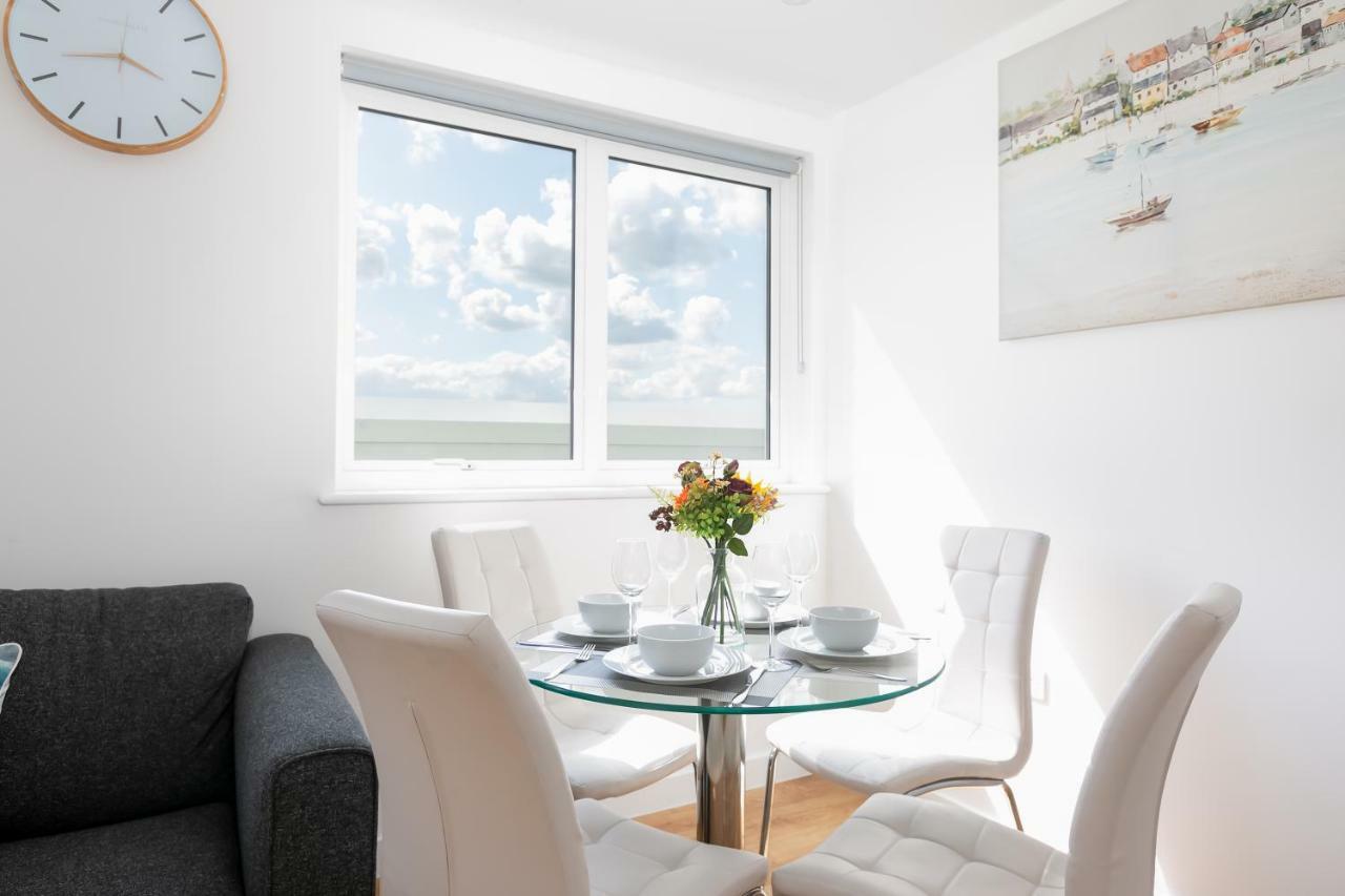 Skyvillion - Cozy Apartments In Enfield Town With Free Parking & Wifi Luaran gambar